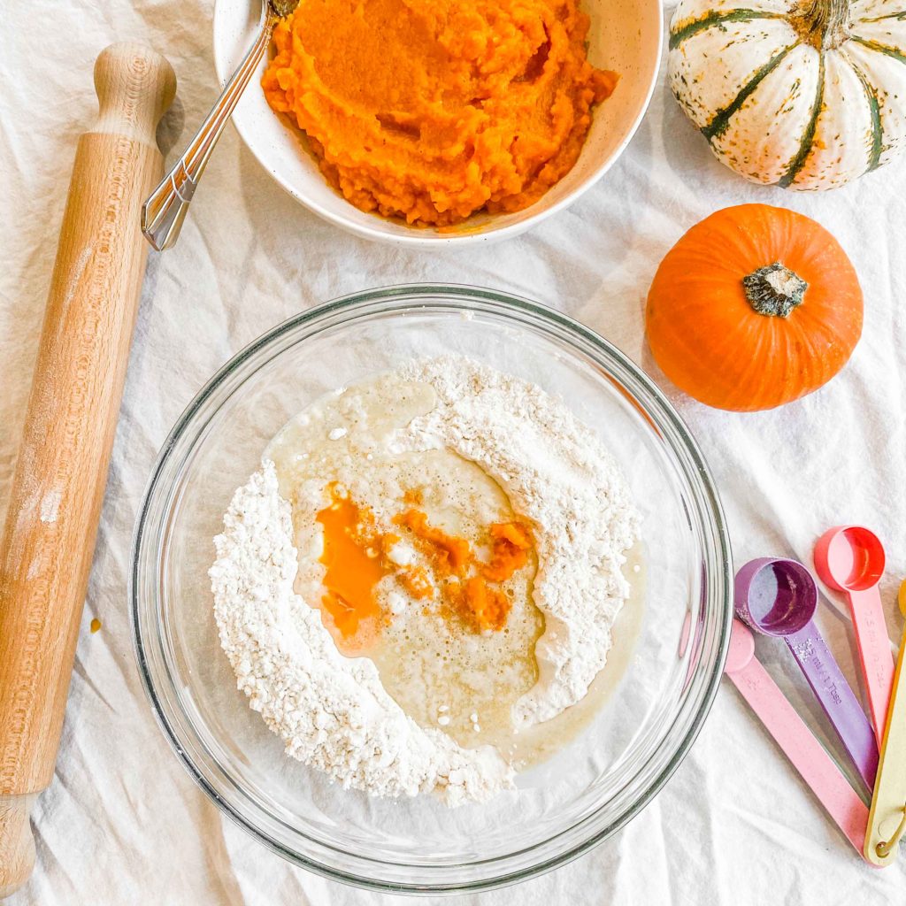 pumpkin-bread-rolls-recipe-bread-mixing