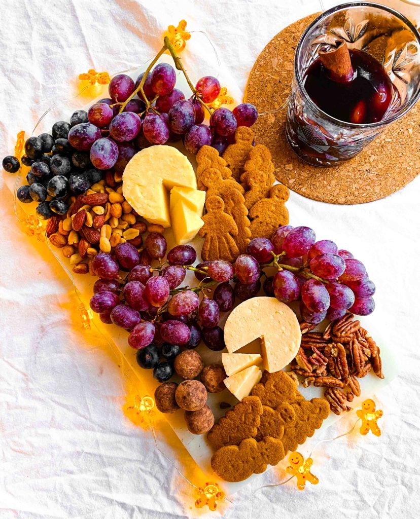 christmas-mulled-wine-spice-mix-recipe-red-wine-pairing-cheese-platter-cookies-snacks-that-goes-well