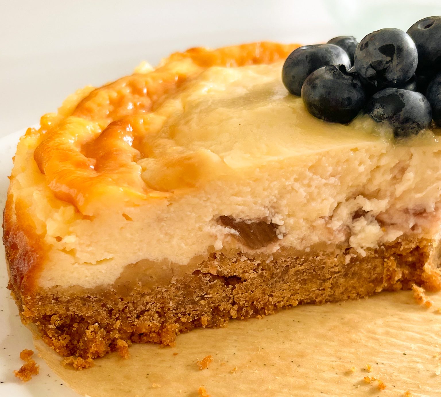 Greek Yogurt Cheesecake | Low-fat cheesecake alternative