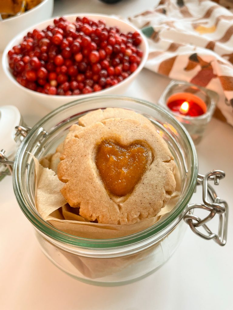 Pumpkin Heart Thumbprint Cookies | Baking recipes to learn this Autumn