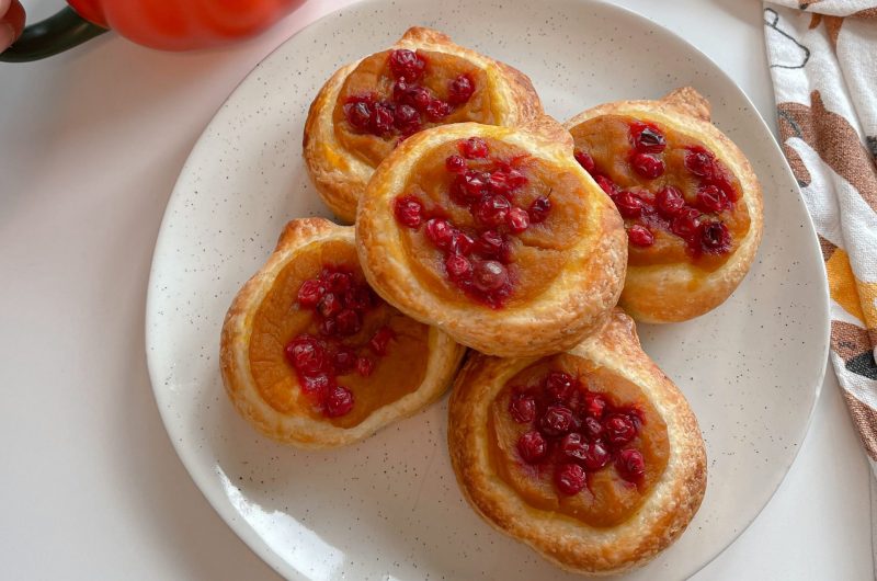Pumpkin Cranberries Danishes | Baking recipes to learn this Autumn