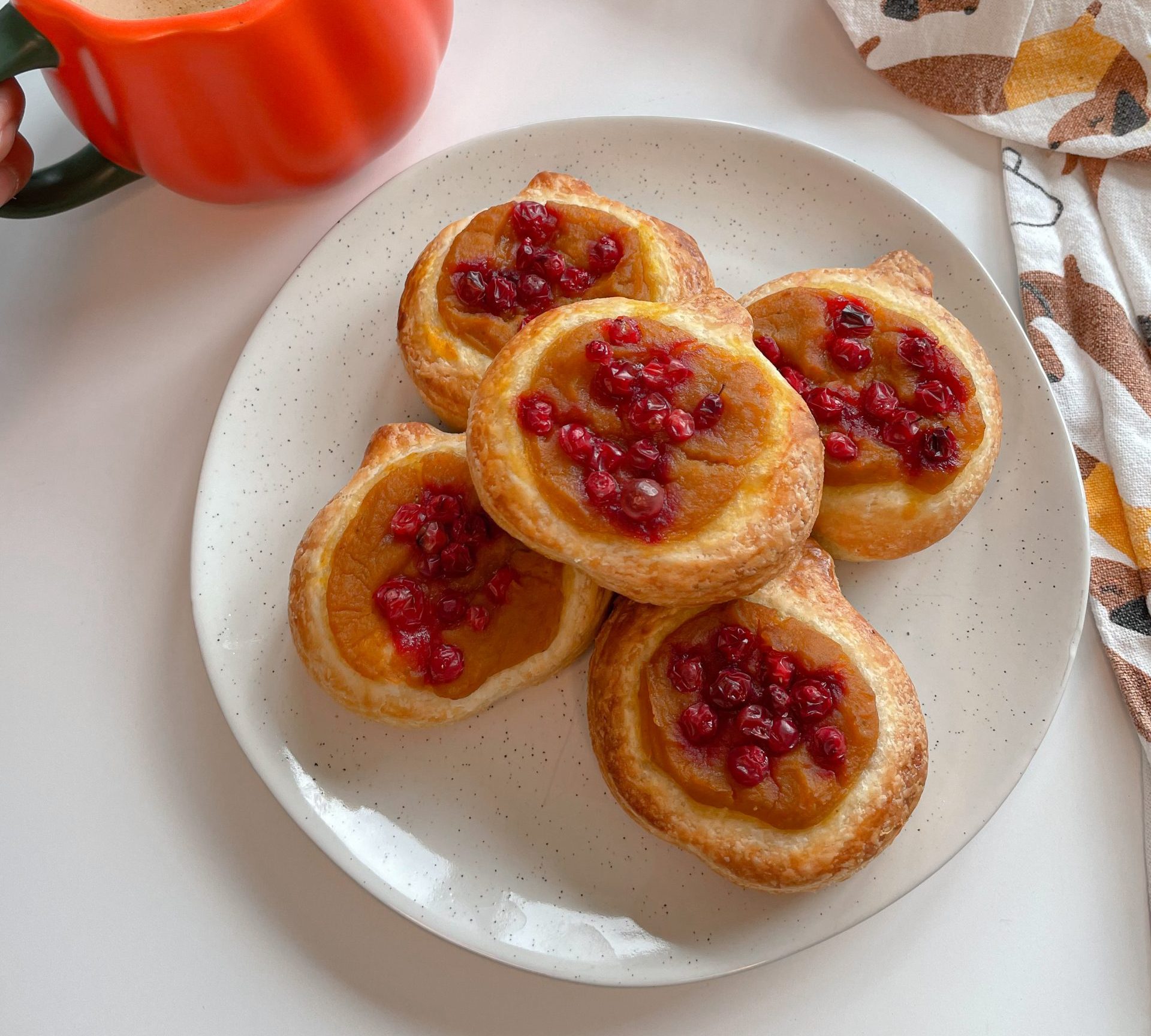 Pumpkin Cranberry Danishes | Baking recipes to learn this Autumn